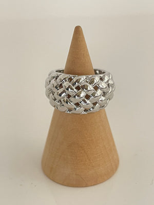 Modern woven mesh ring  Adjustable