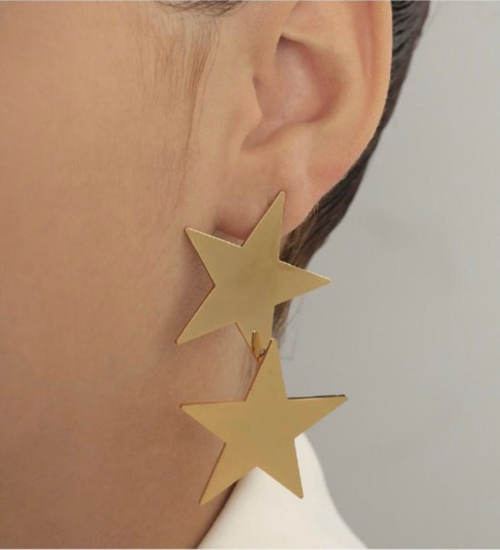 Big star earrings