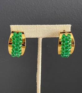 Hoops made in bronze with 24k golden plated and green beads