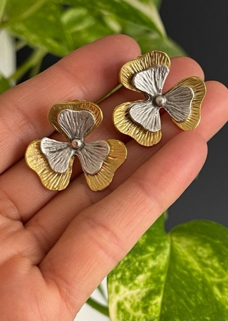 Gold plated 24k and silver plated flower earrings