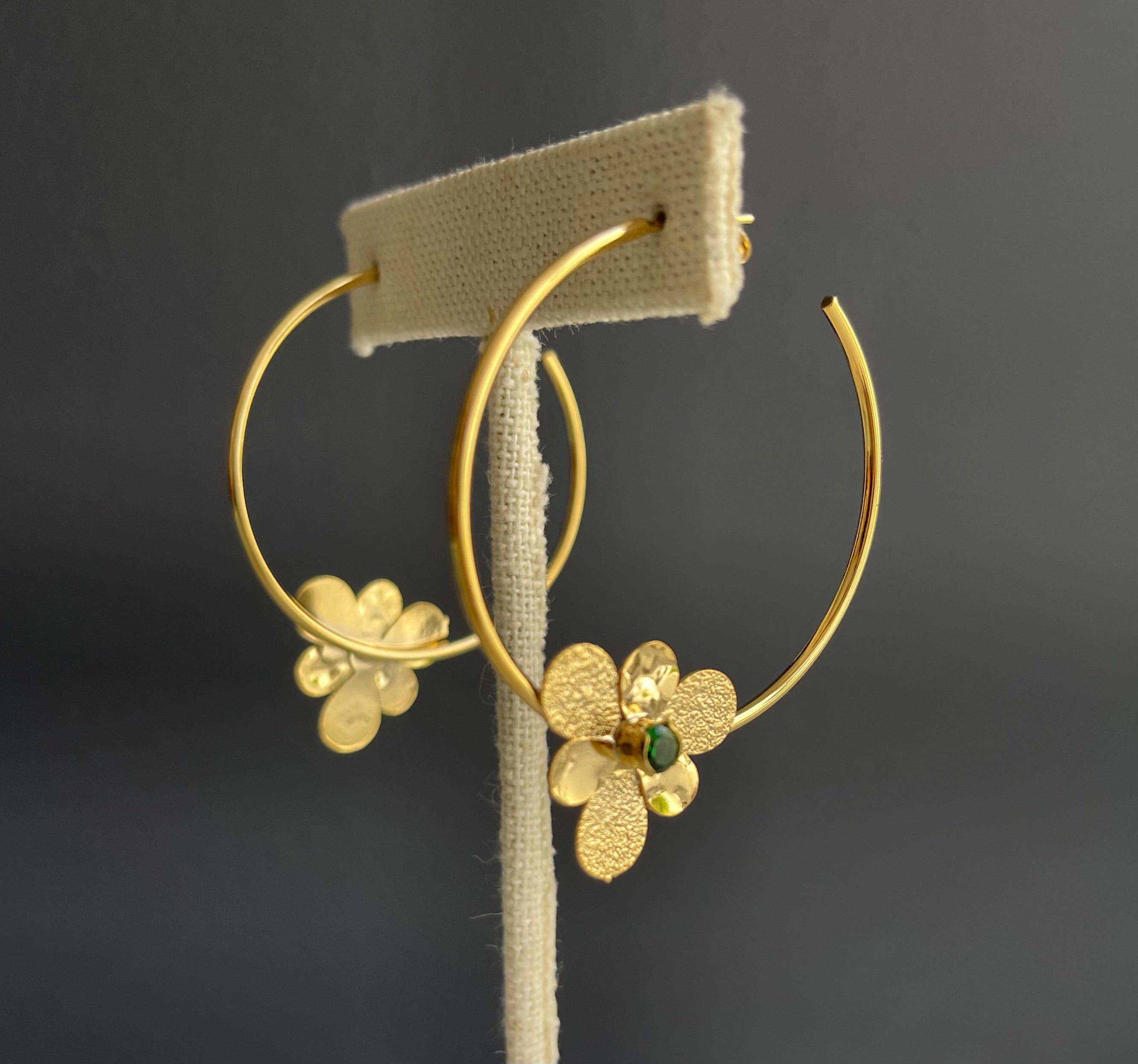 Gold Filled Earrings Flower Green zirco