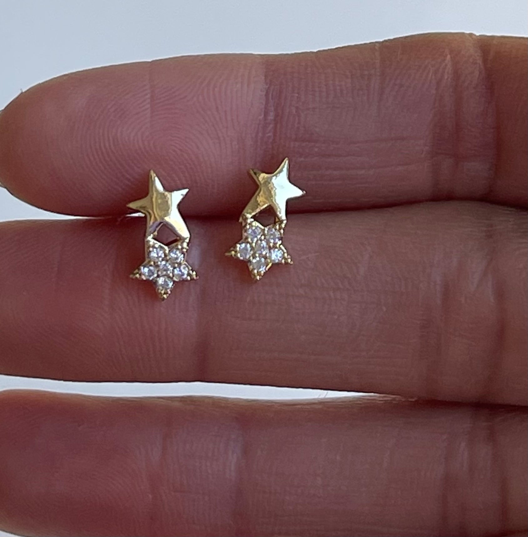 Gold filled stud double stars whit zircons
