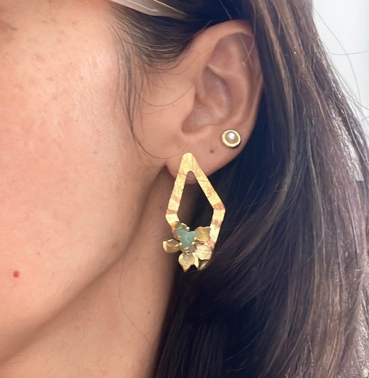 Gold Filled Earrings Flower with Moralla Stone